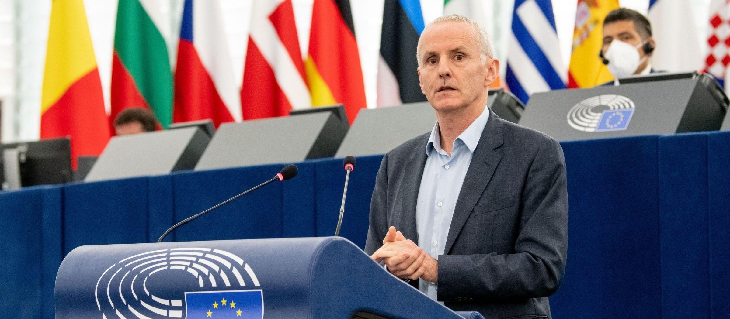 Ciarán Cuffe MEP delivers a speech at the European Parliament